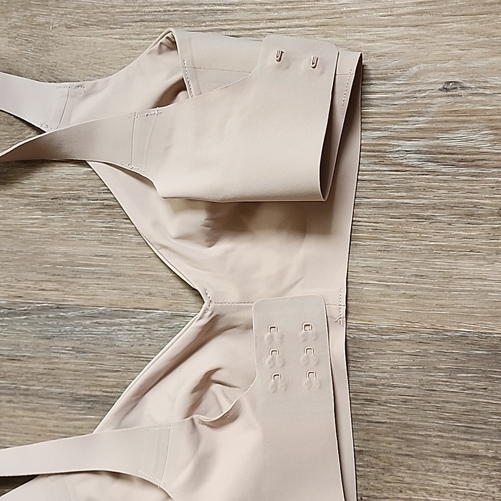 LULULEMON WIRELESS BRA - Picture 10 of 14